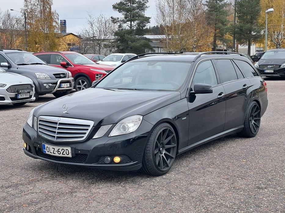 MERCEDES-BENZ E 2010