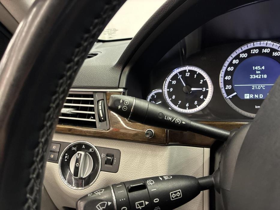 MERCEDES-BENZ E 2010