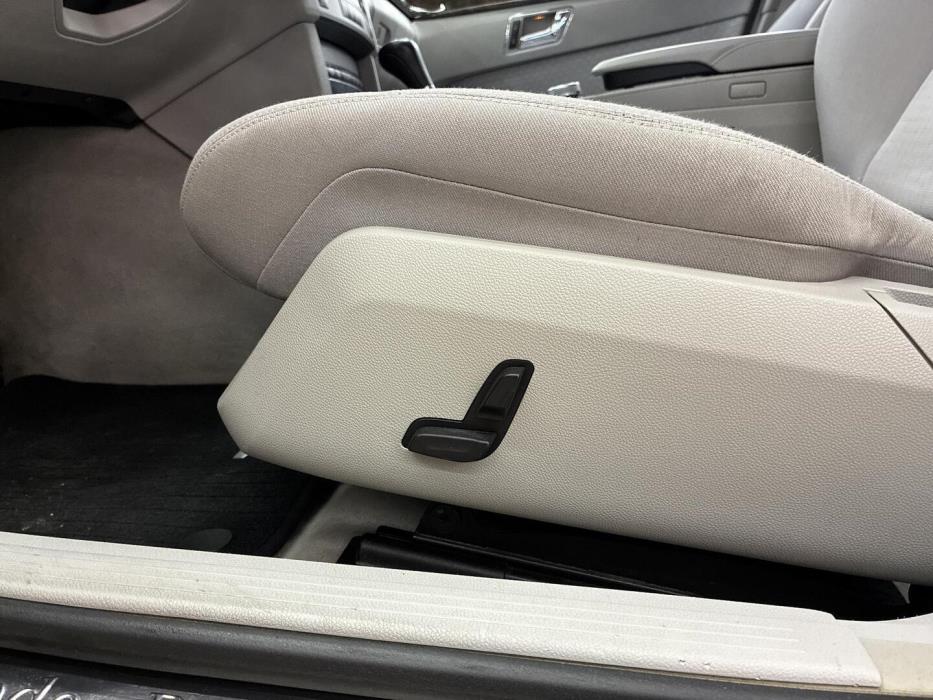 MERCEDES-BENZ E 2010