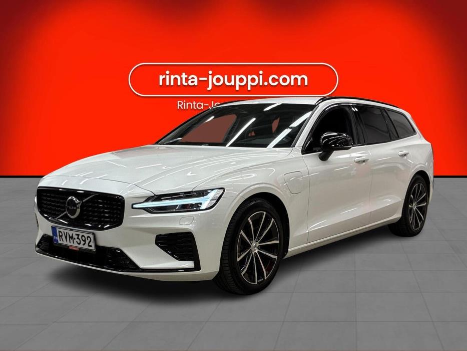 VOLVO V60 2023