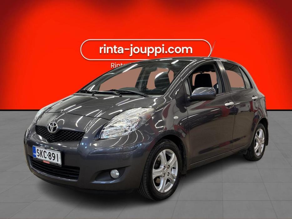 TOYOTA Yaris 2010