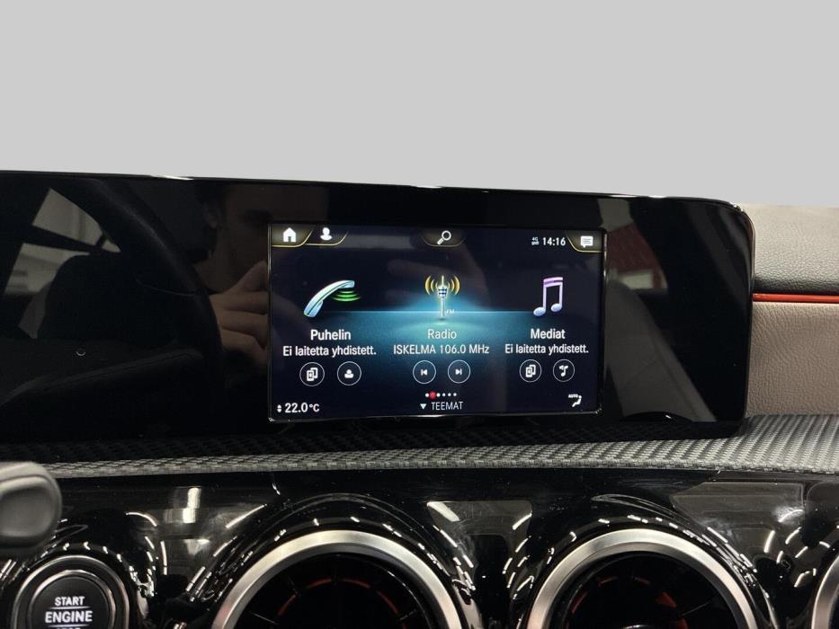 MERCEDES-BENZ A 2019