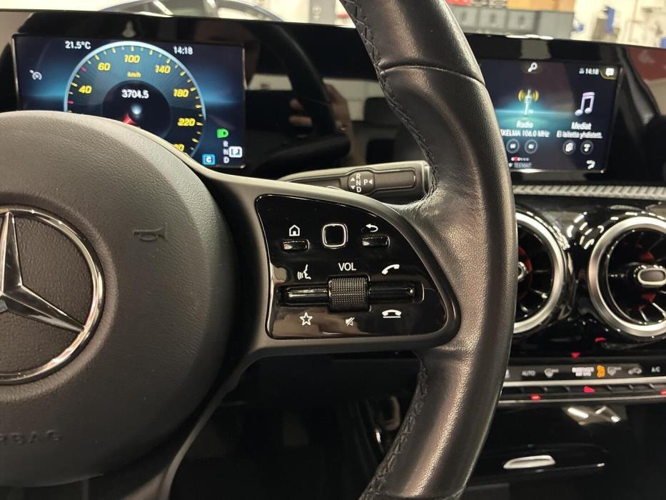 MERCEDES-BENZ A 2019