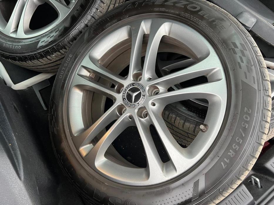 MERCEDES-BENZ A 2019