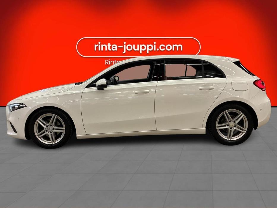 MERCEDES-BENZ A 2019