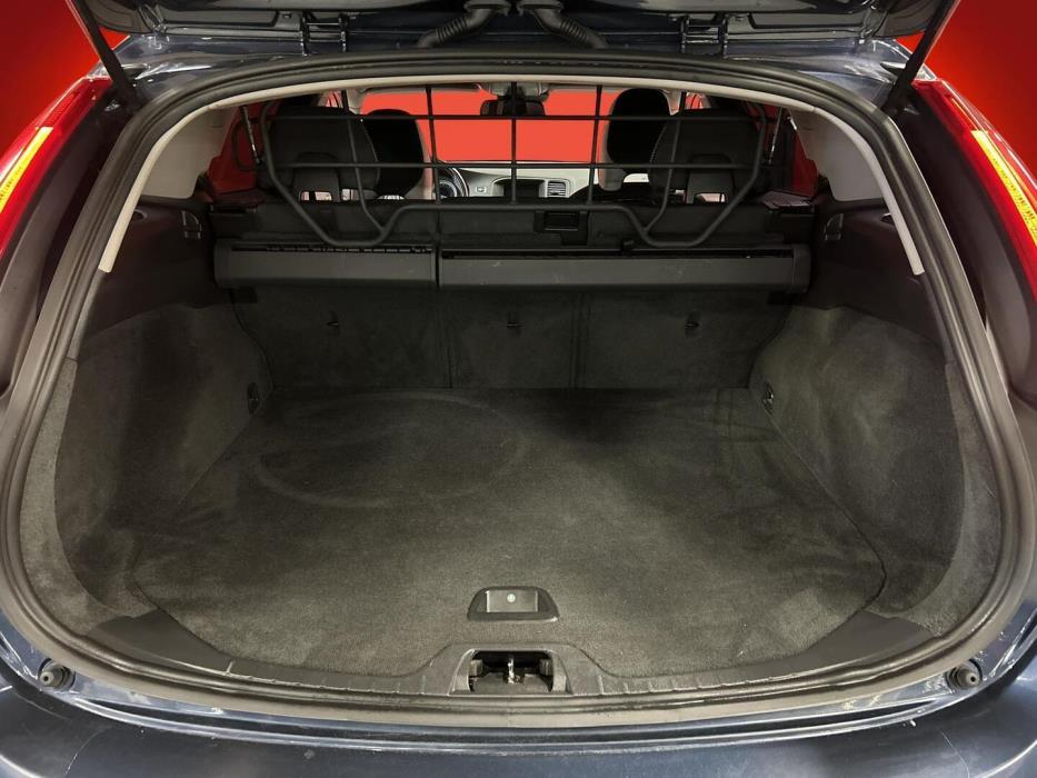 VOLVO V60 2013
