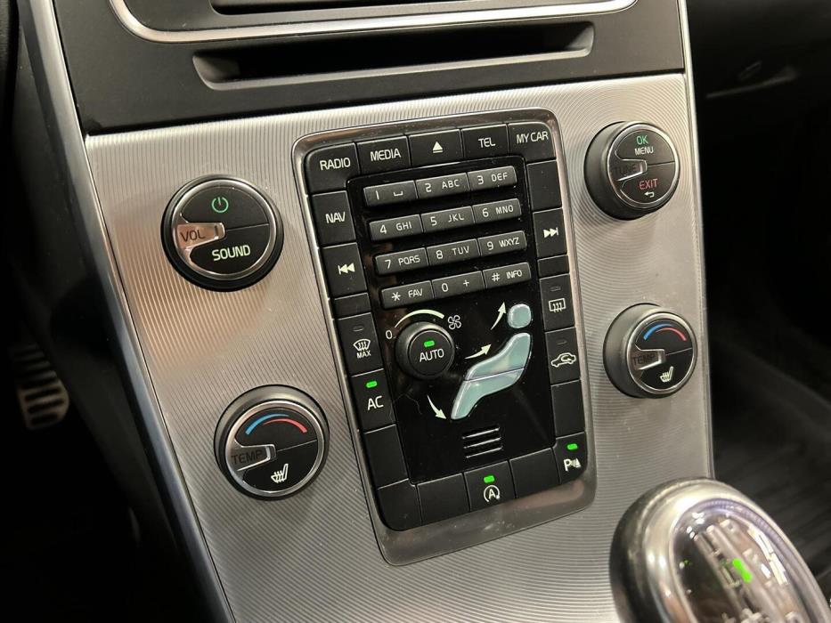 VOLVO V60 2013