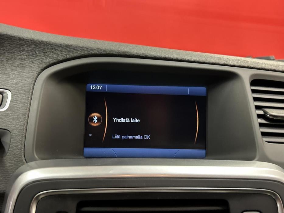 VOLVO V60 2013