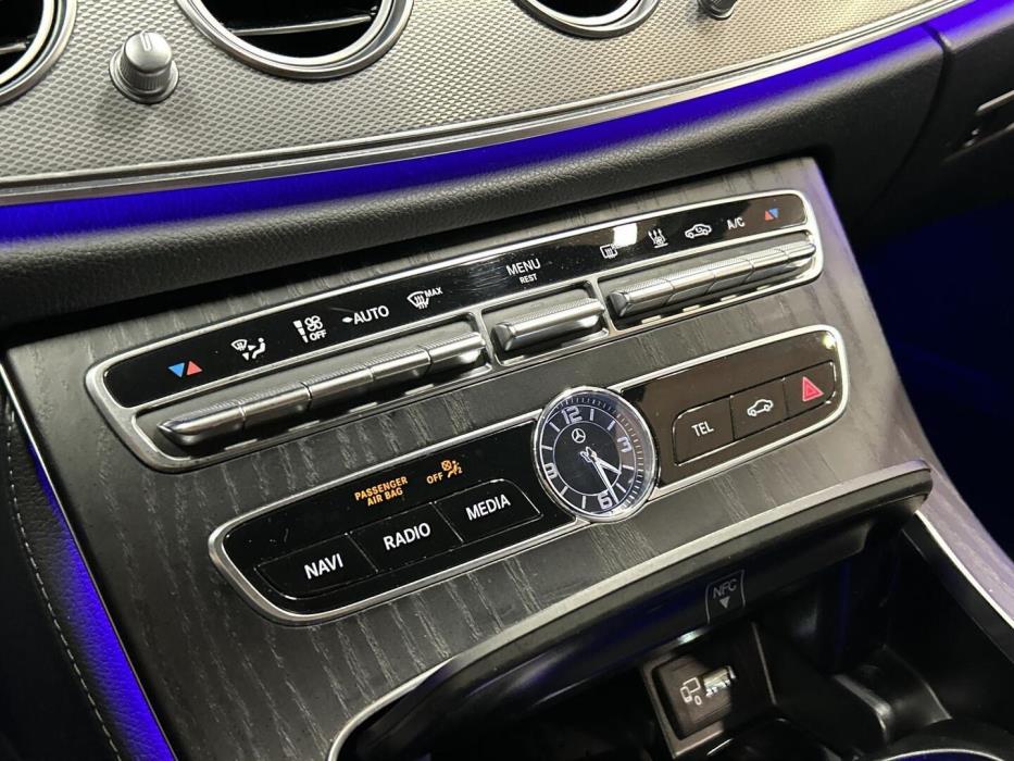 MERCEDES-BENZ E 2020