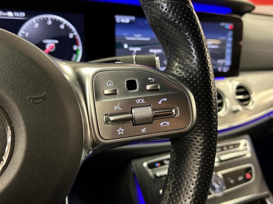 MERCEDES-BENZ E 2020