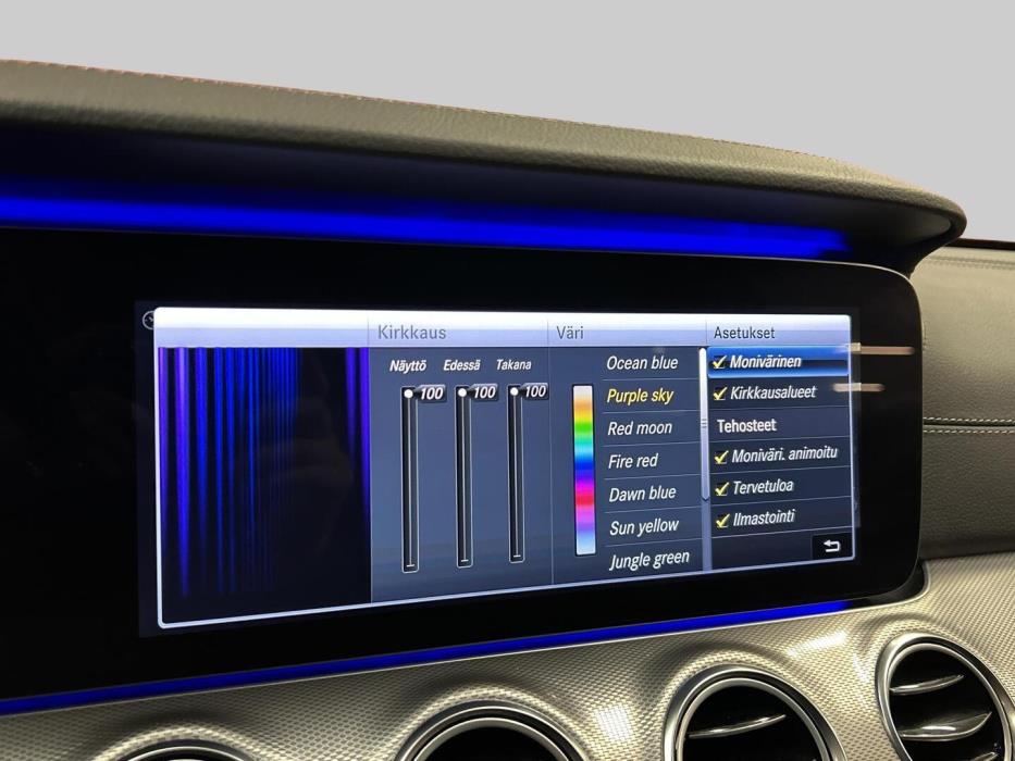 MERCEDES-BENZ E 2020