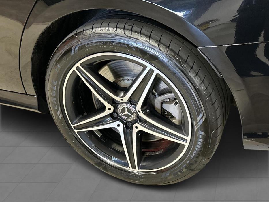 MERCEDES-BENZ E 2020