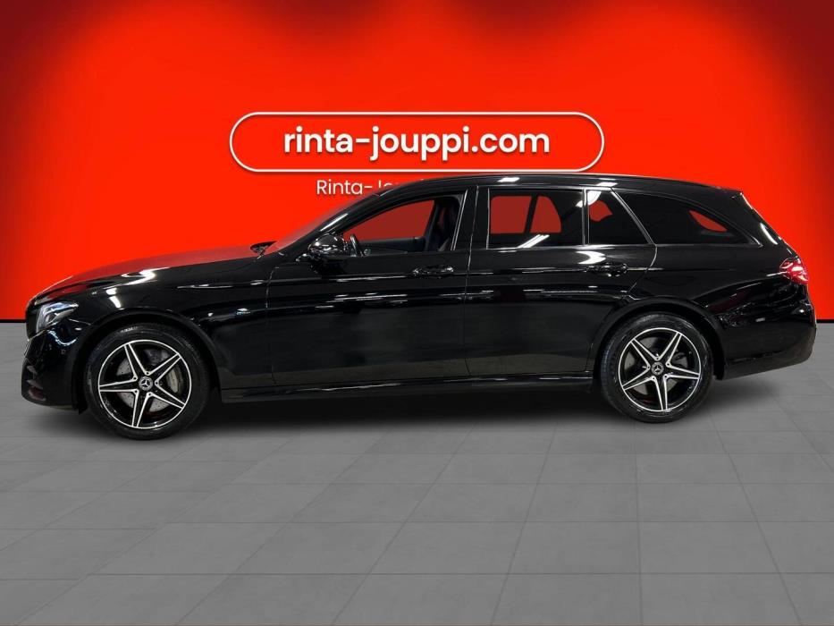 MERCEDES-BENZ E 2020