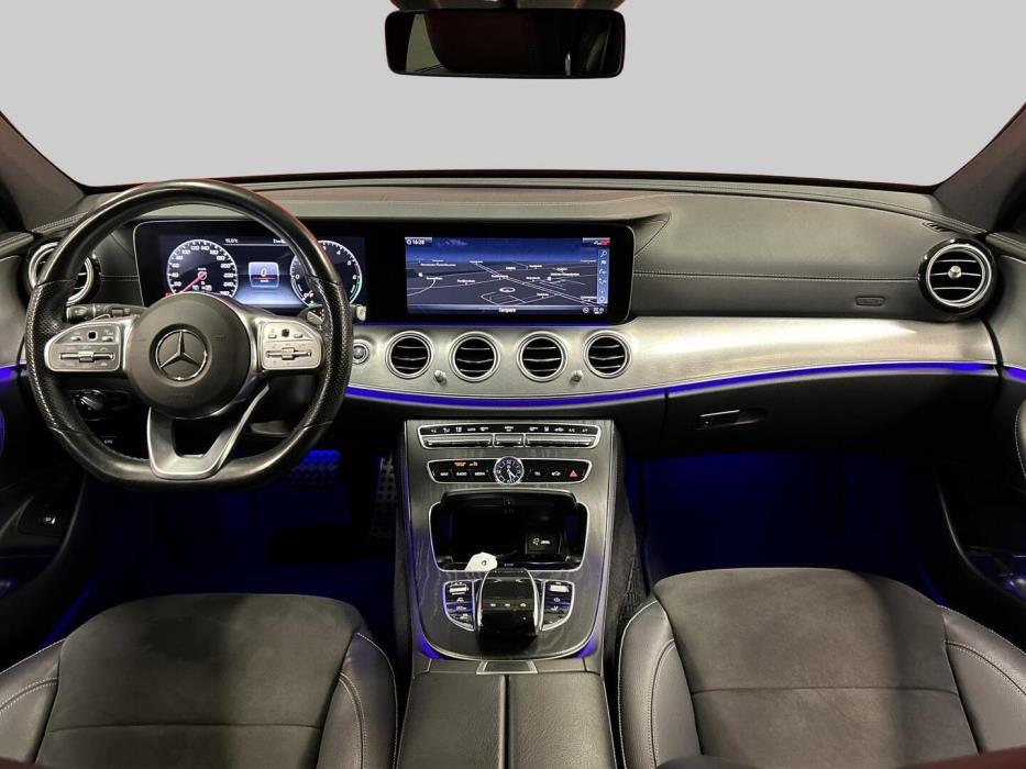 MERCEDES-BENZ E 2020