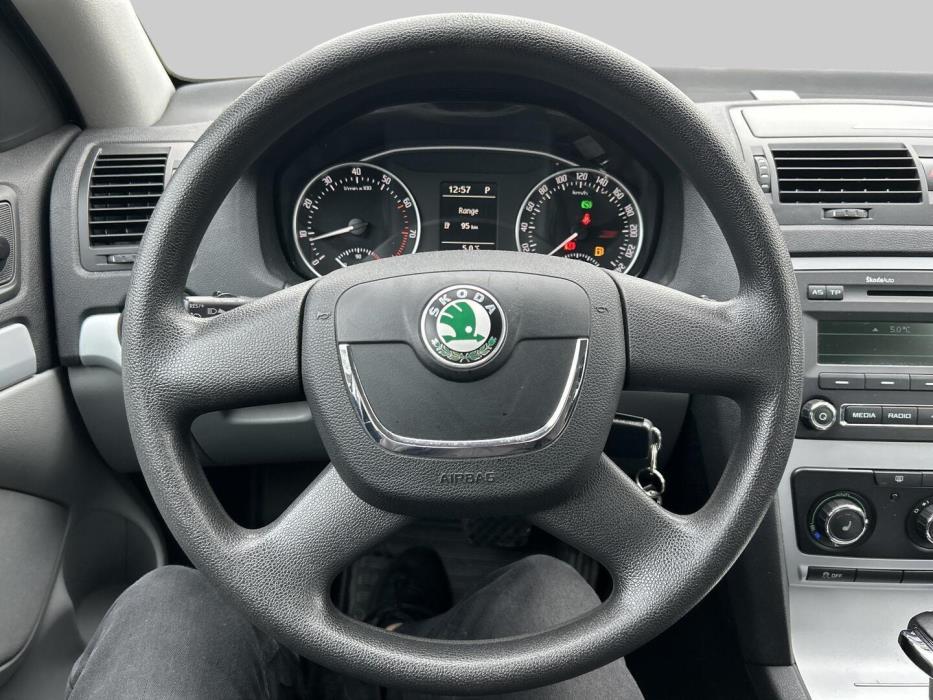 SKODA Octavia 2010