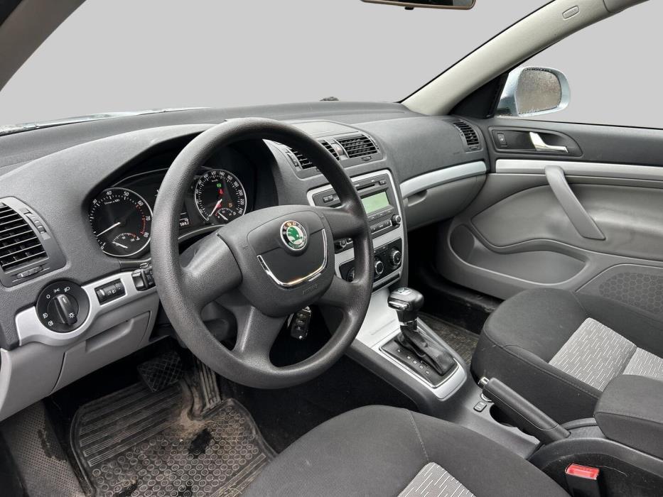 SKODA Octavia 2010