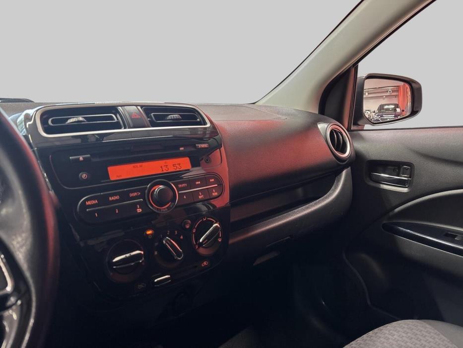 MITSUBISHI Space Star 2018