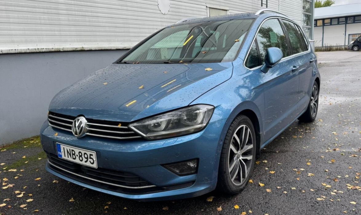 VOLKSWAGEN Golf Sportsvan 2014