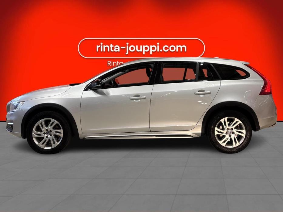 VOLVO V60 Cross Country 2016