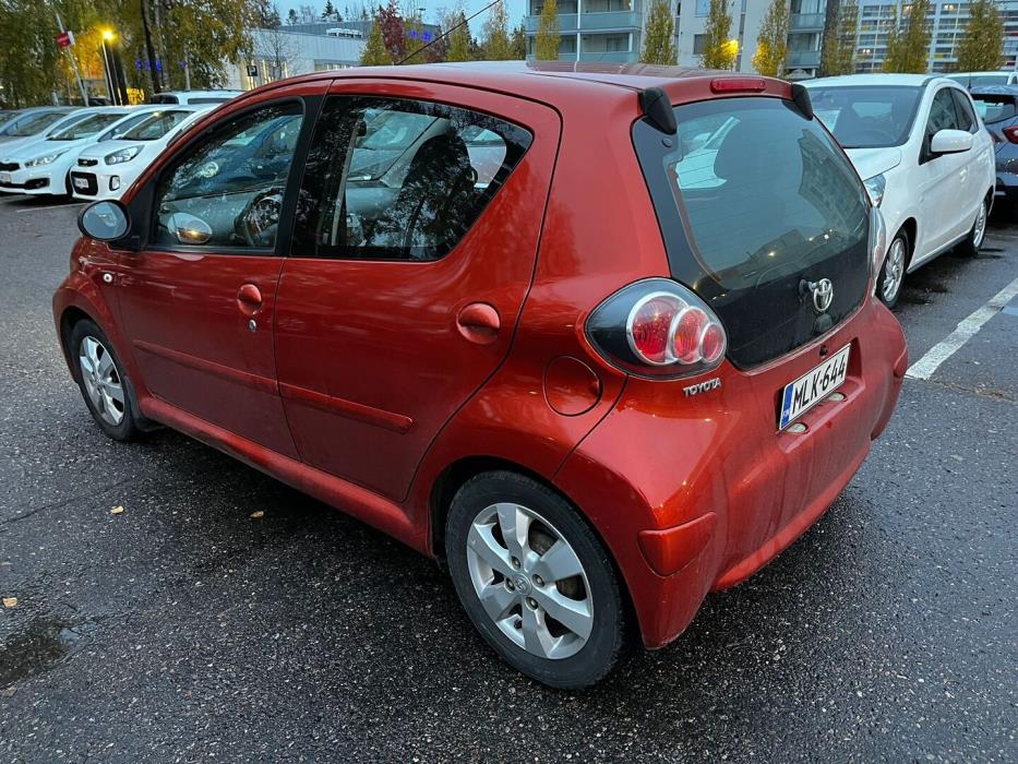 TOYOTA AYGO 2013