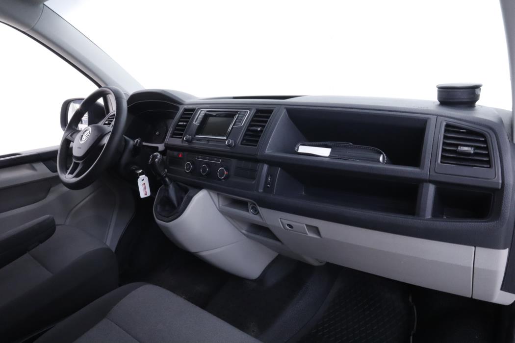VOLKSWAGEN Transporter 2018