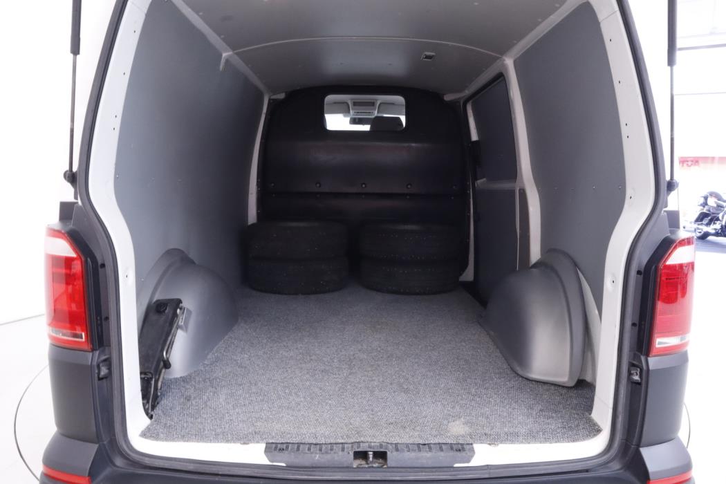 VOLKSWAGEN Transporter 2018