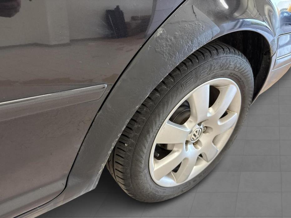 VOLKSWAGEN Golf Variant 2005
