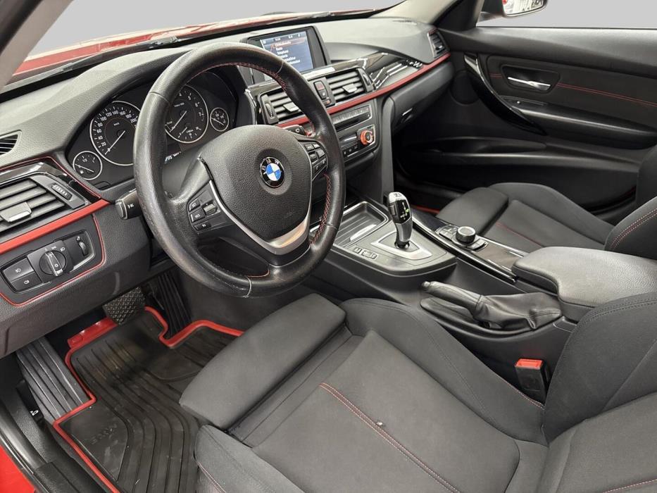BMW 320 2013