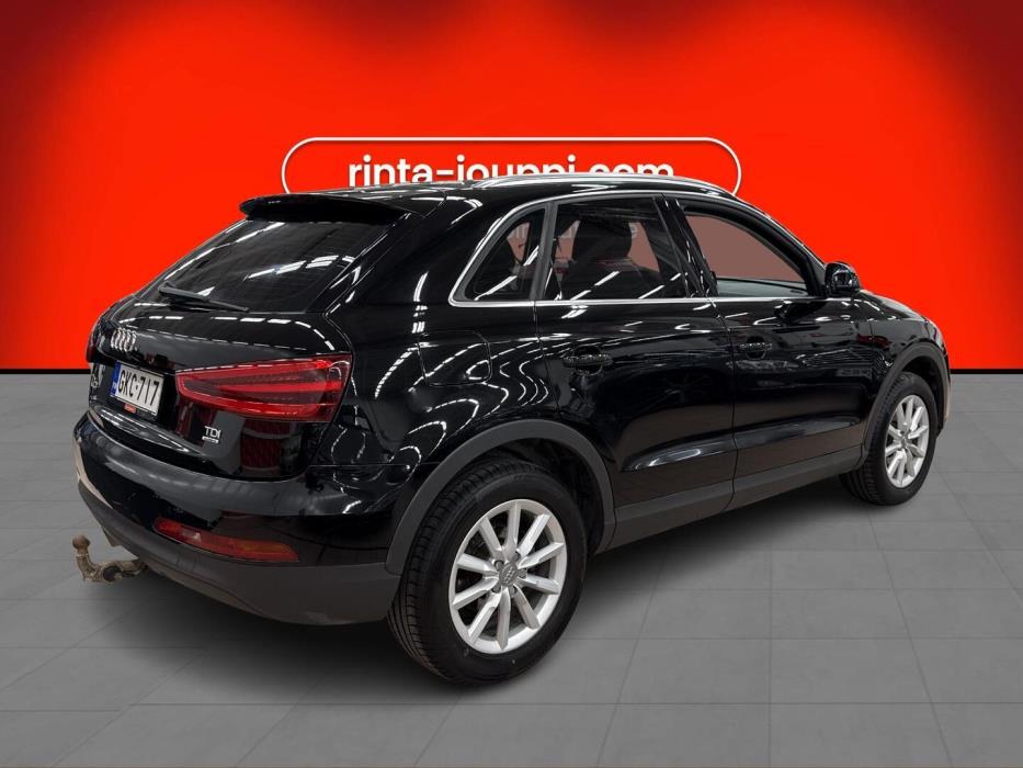 AUDI Q3 2012