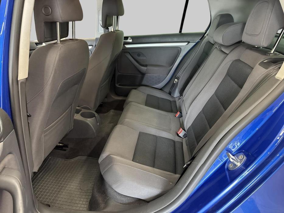VOLKSWAGEN Golf 2006