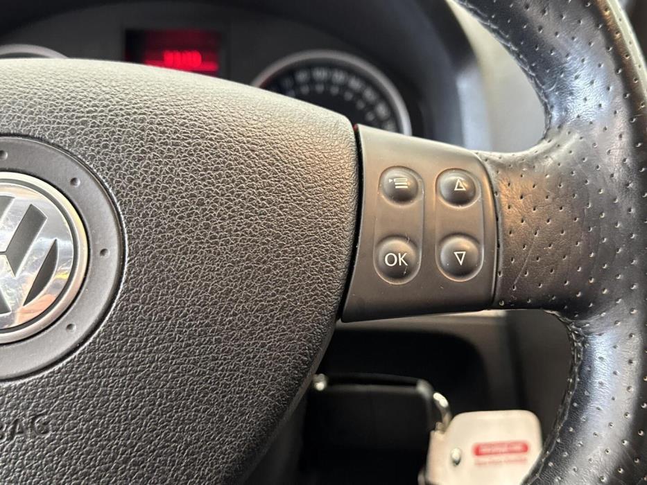 VOLKSWAGEN Golf 2006