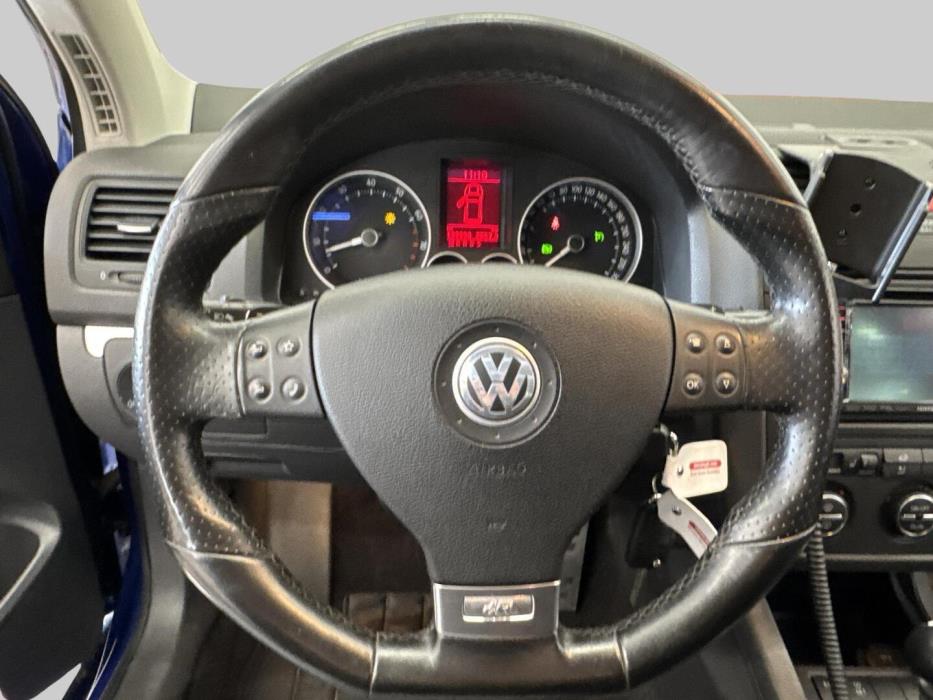 VOLKSWAGEN Golf 2006