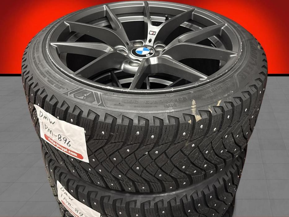 BMW 330 2013