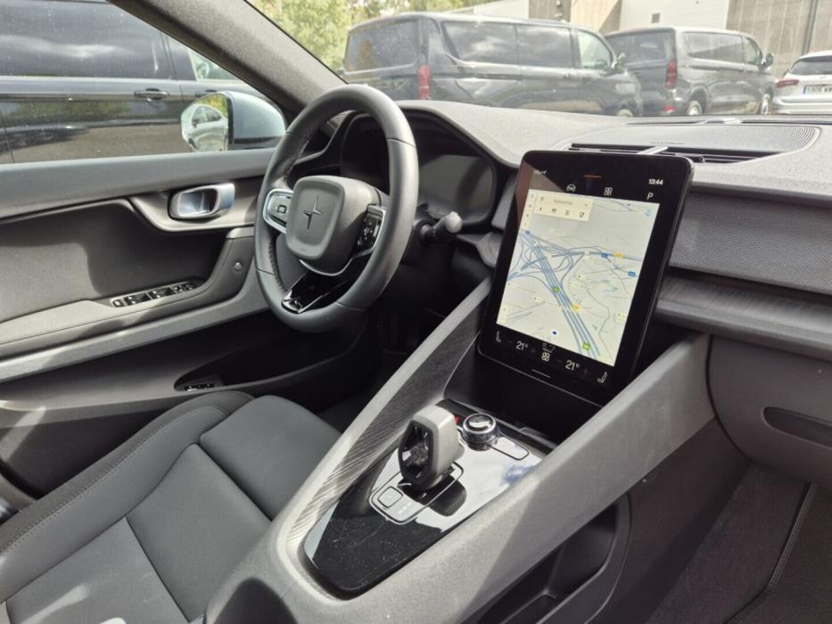 POLESTAR 2 2024