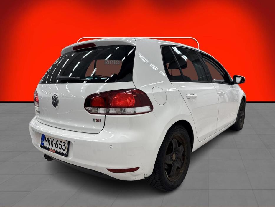 VOLKSWAGEN Golf 2011