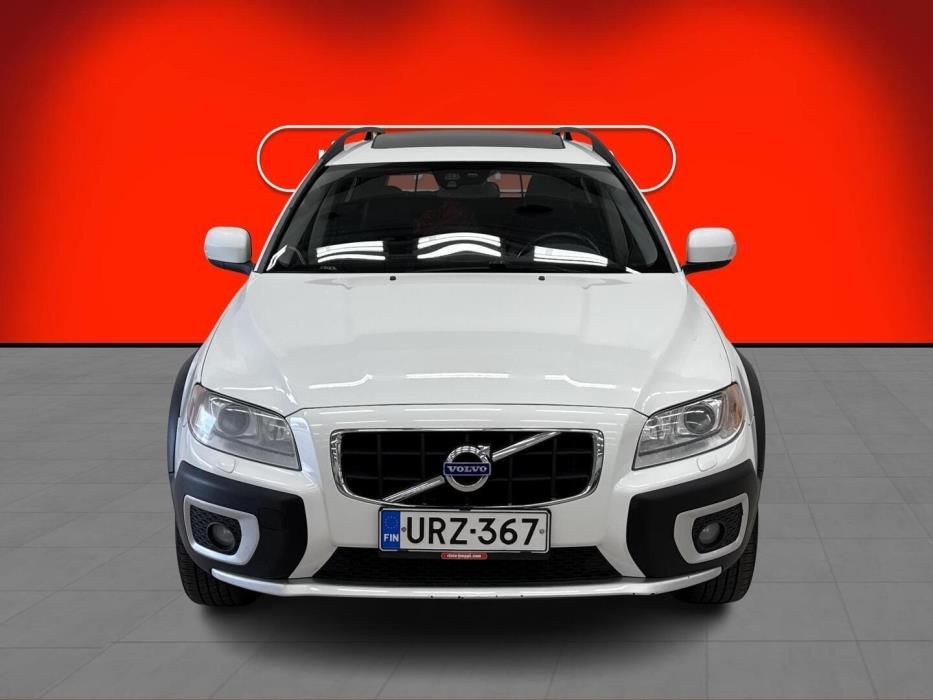 VOLVO XC70 2012