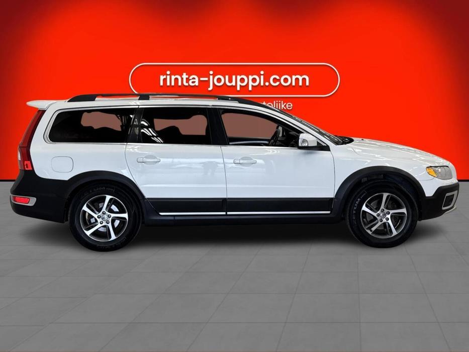 VOLVO XC70 2012