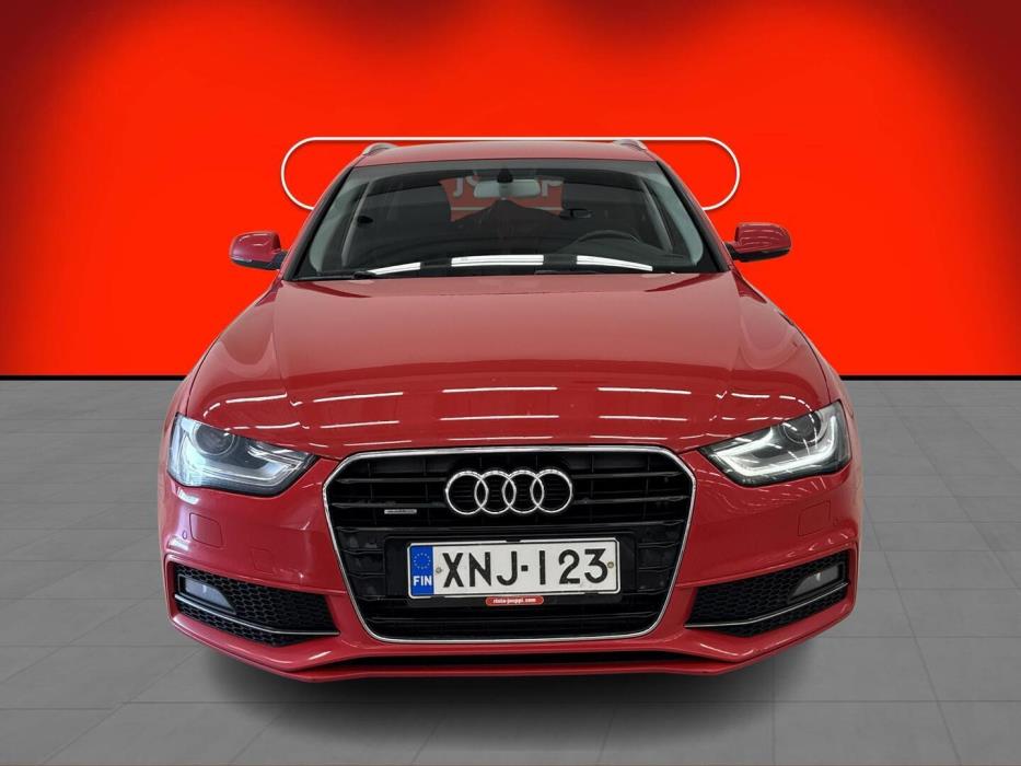 AUDI A4 2015