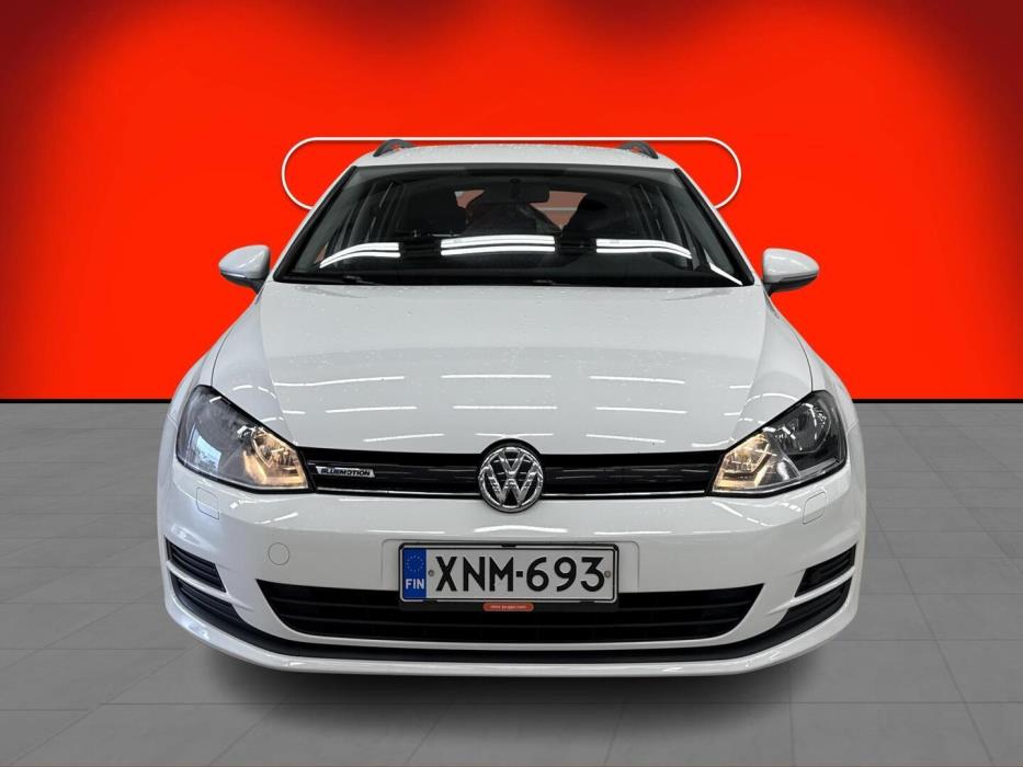 VOLKSWAGEN Golf 2015