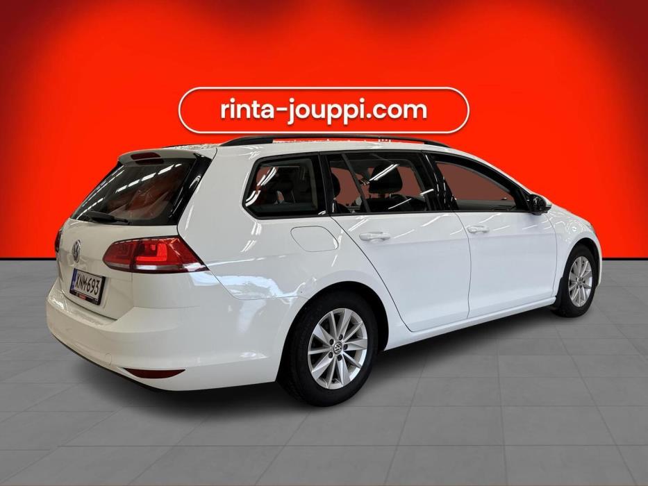 VOLKSWAGEN Golf 2015
