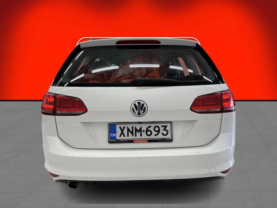 VOLKSWAGEN Golf 2015