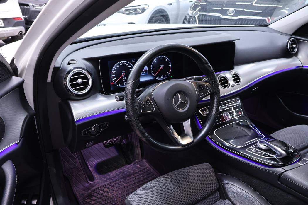 MERCEDES-BENZ E 2017