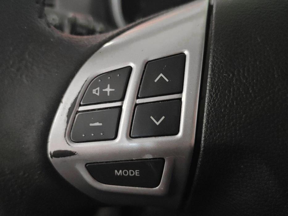 MITSUBISHI Lancer 2013