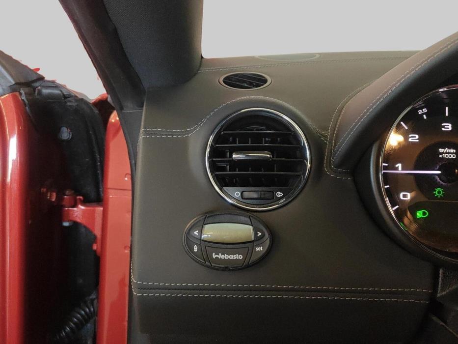 PEUGEOT RCZ 2010