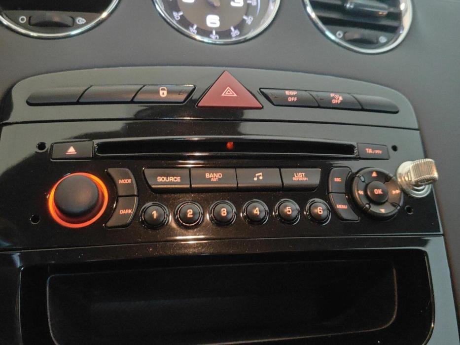 PEUGEOT RCZ 2010