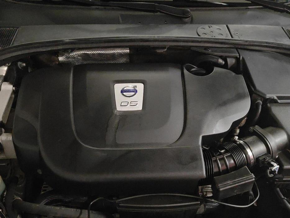 VOLVO XC70 2010