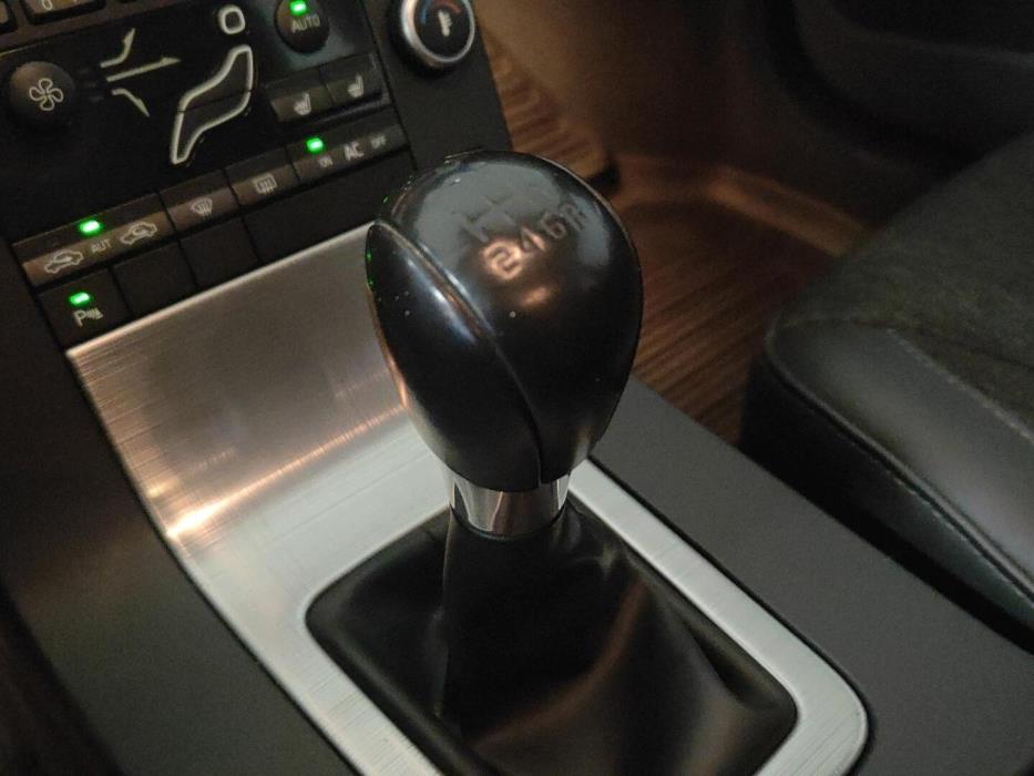 VOLVO XC70 2010