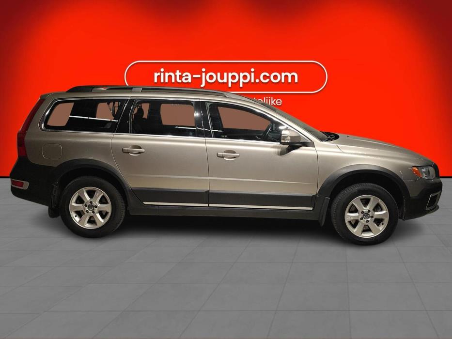 VOLVO XC70 2010