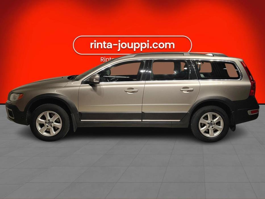VOLVO XC70 2010