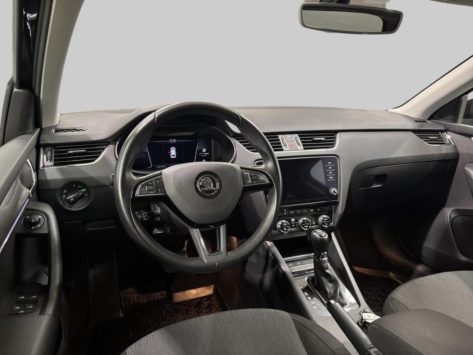 SKODA OCTAVIA 2020